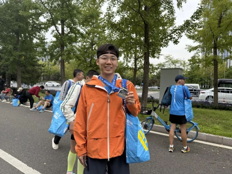 bt, StAYp, 就拿到了奖